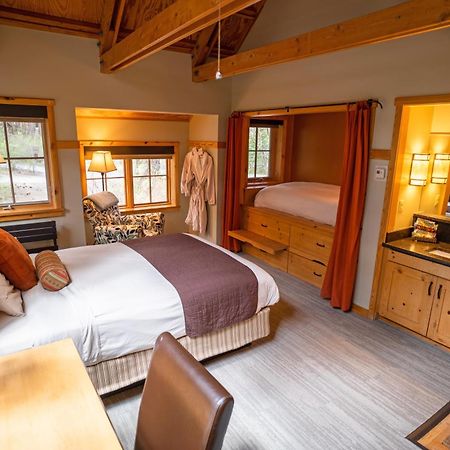 Sleeping Lady Mountain Resort Левънуърт Екстериор снимка