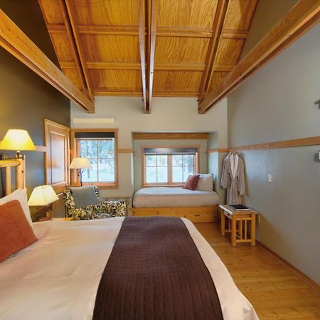 Sleeping Lady Mountain Resort Левънуърт Екстериор снимка
