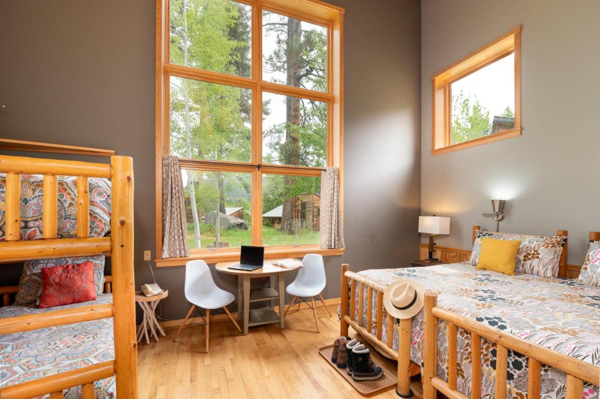 Sleeping Lady Mountain Resort Левънуърт Екстериор снимка