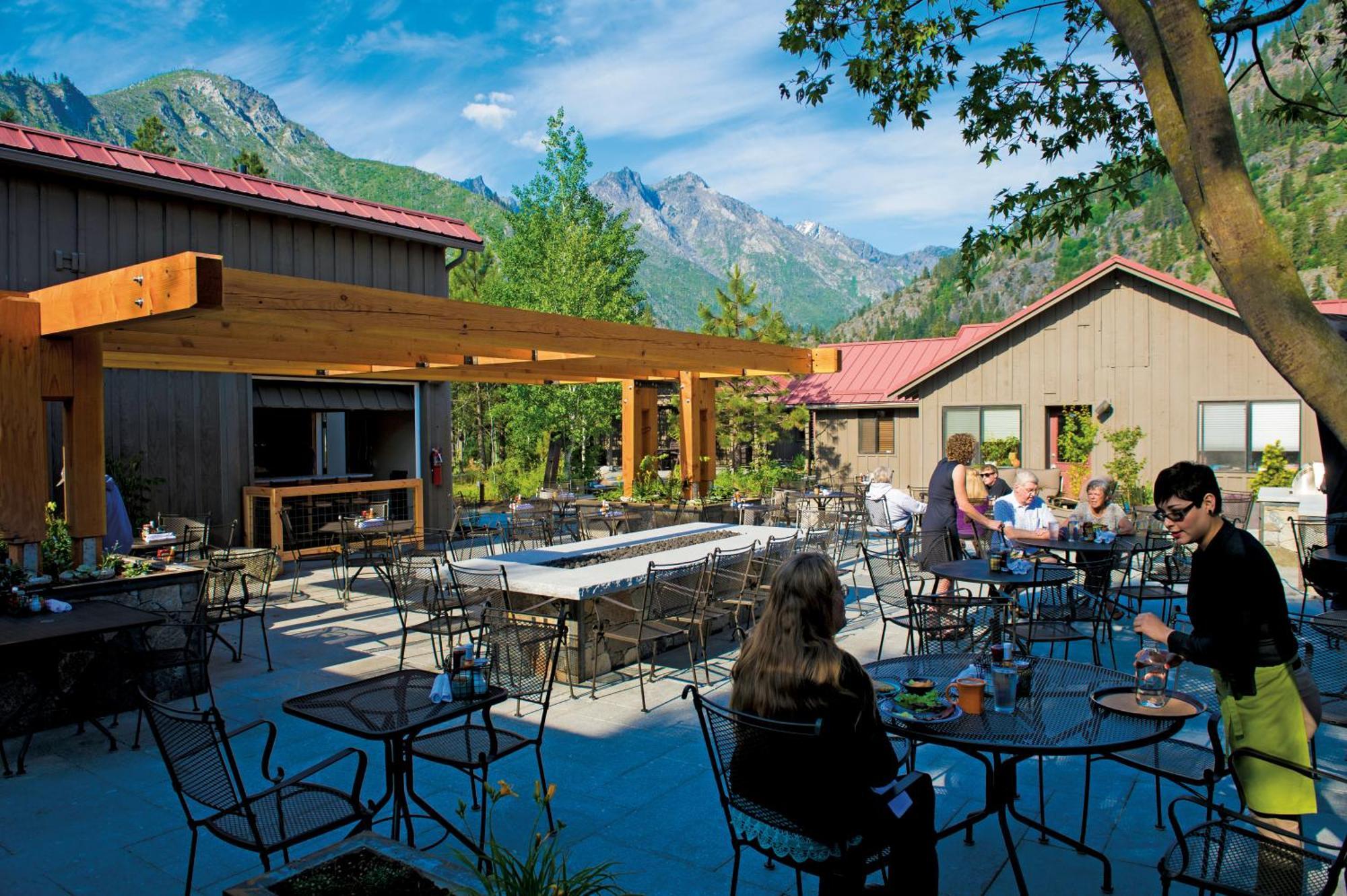 Sleeping Lady Mountain Resort Левънуърт Екстериор снимка