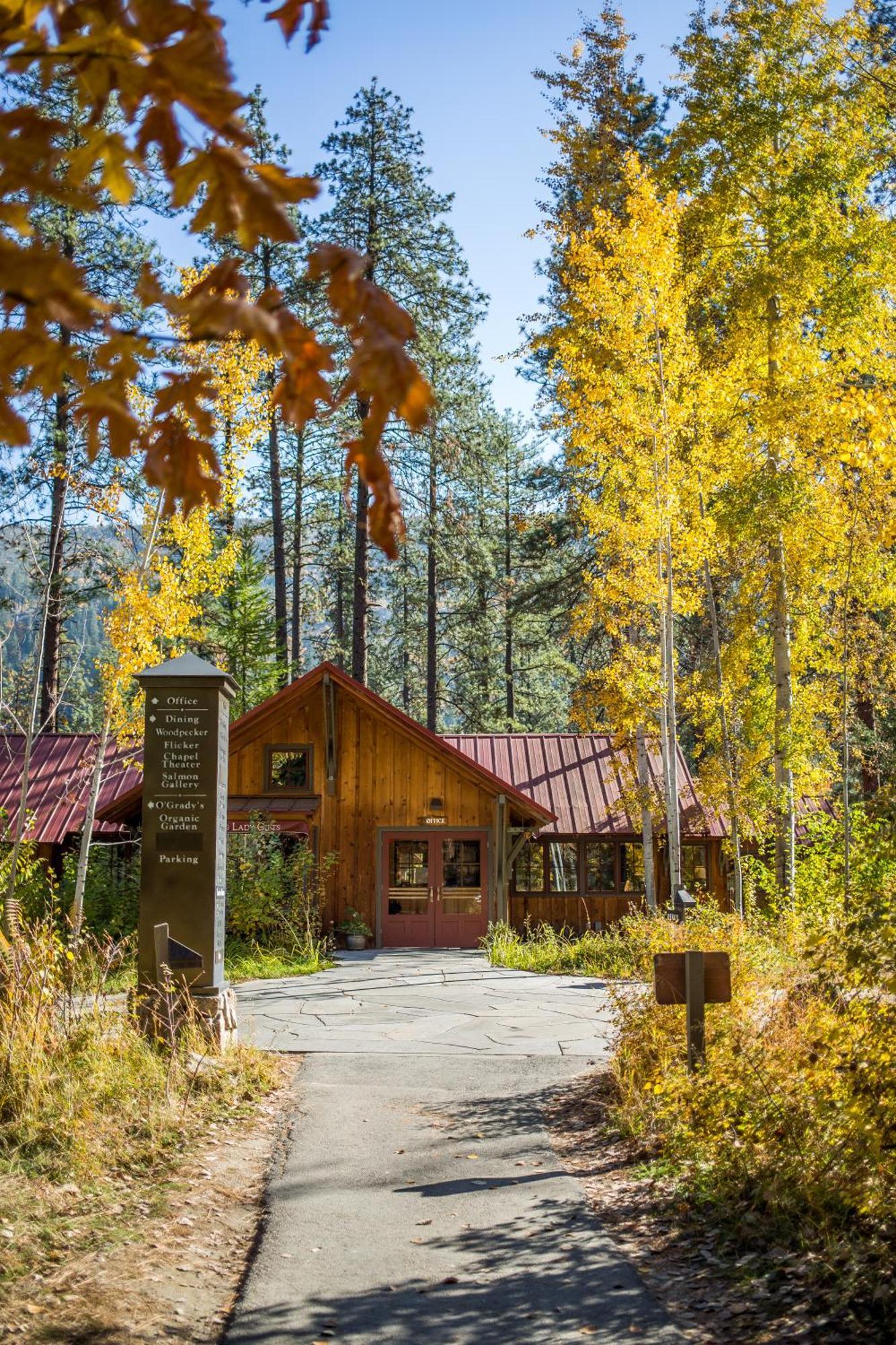 Sleeping Lady Mountain Resort Левънуърт Екстериор снимка