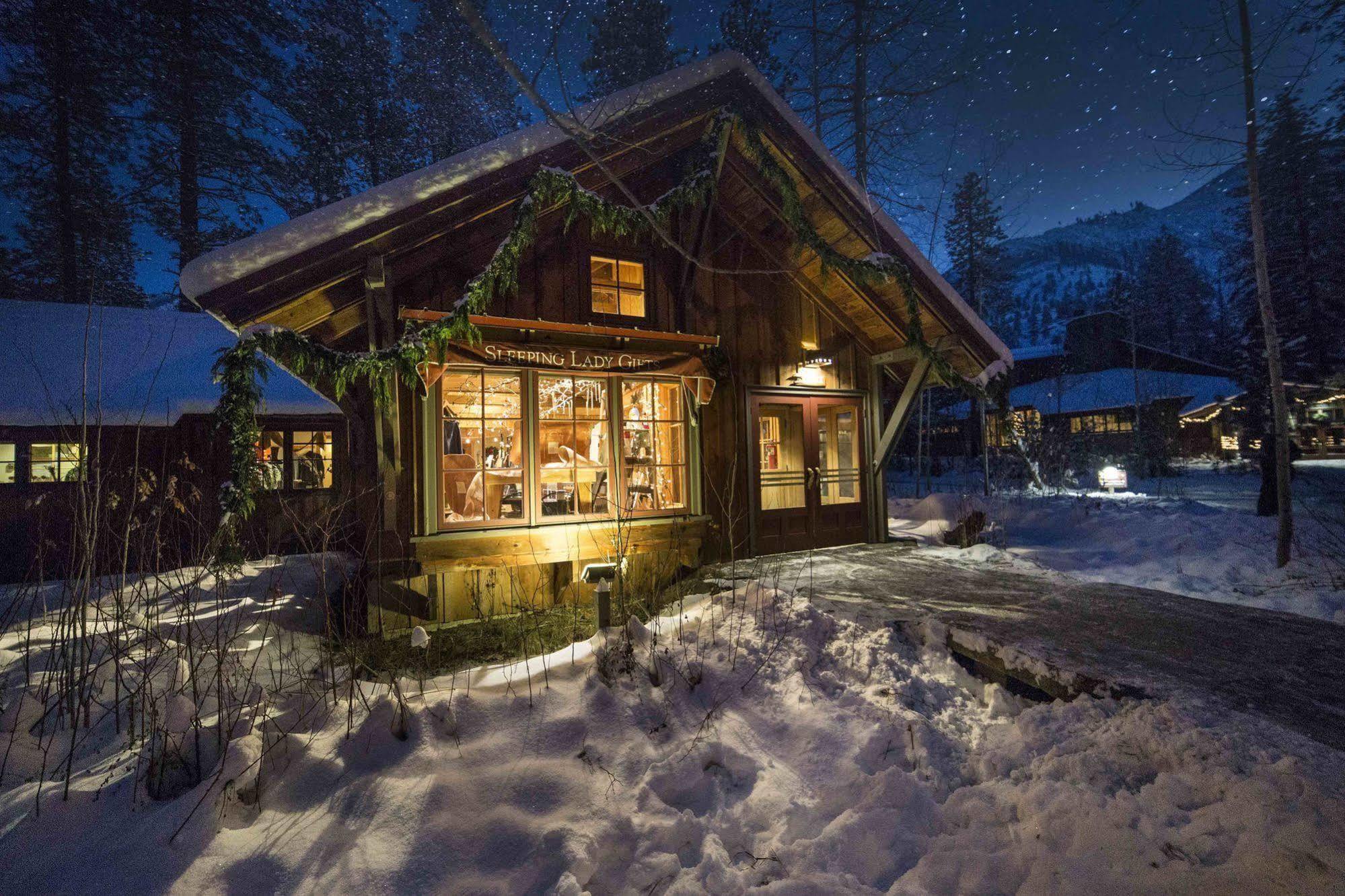 Sleeping Lady Mountain Resort Левънуърт Екстериор снимка