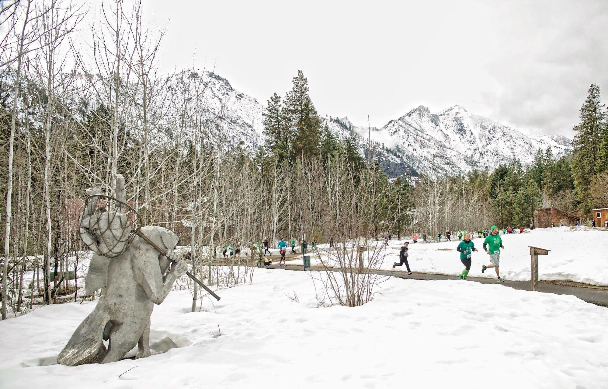 Sleeping Lady Mountain Resort Левънуърт Екстериор снимка