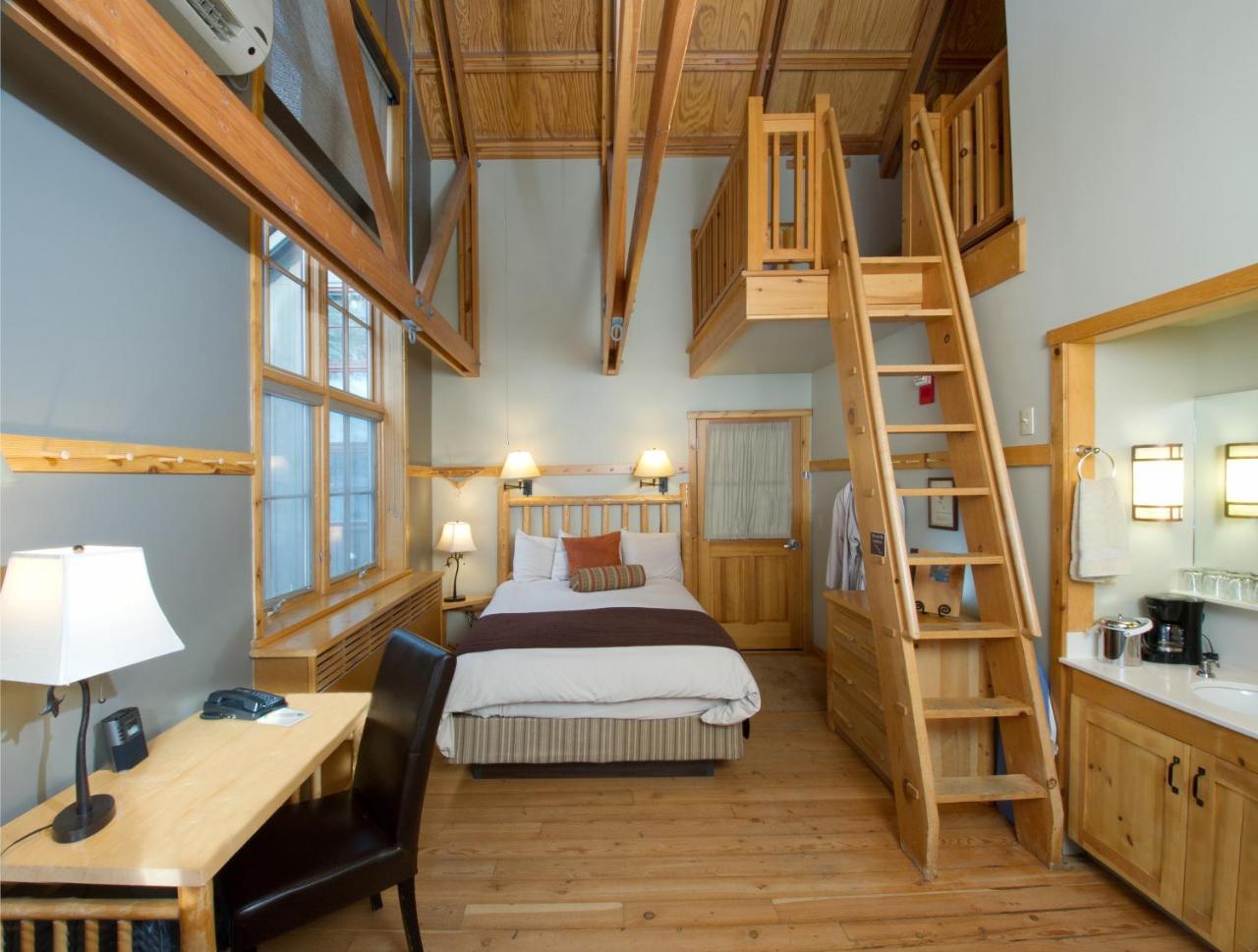 Sleeping Lady Mountain Resort Левънуърт Екстериор снимка