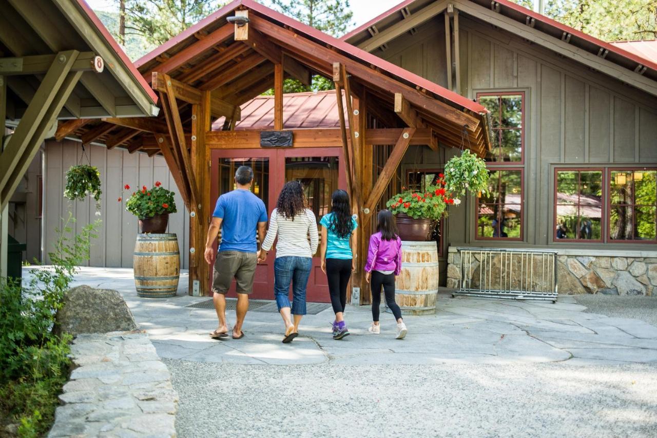 Sleeping Lady Mountain Resort Левънуърт Екстериор снимка